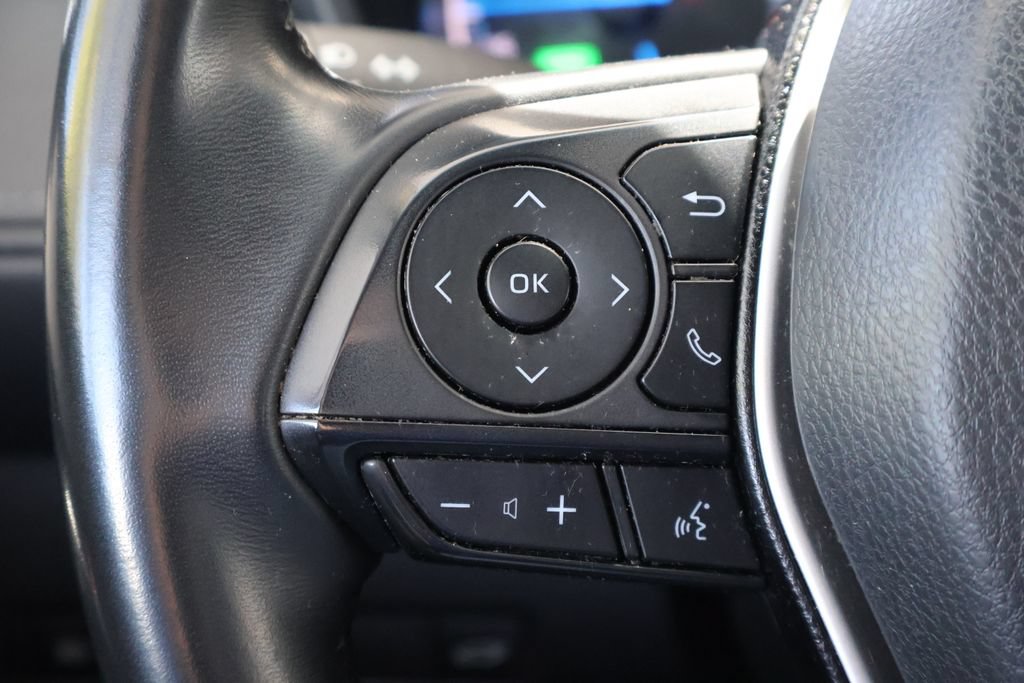 Used 2023 Toyota Venza LE AWD/4WD image 28