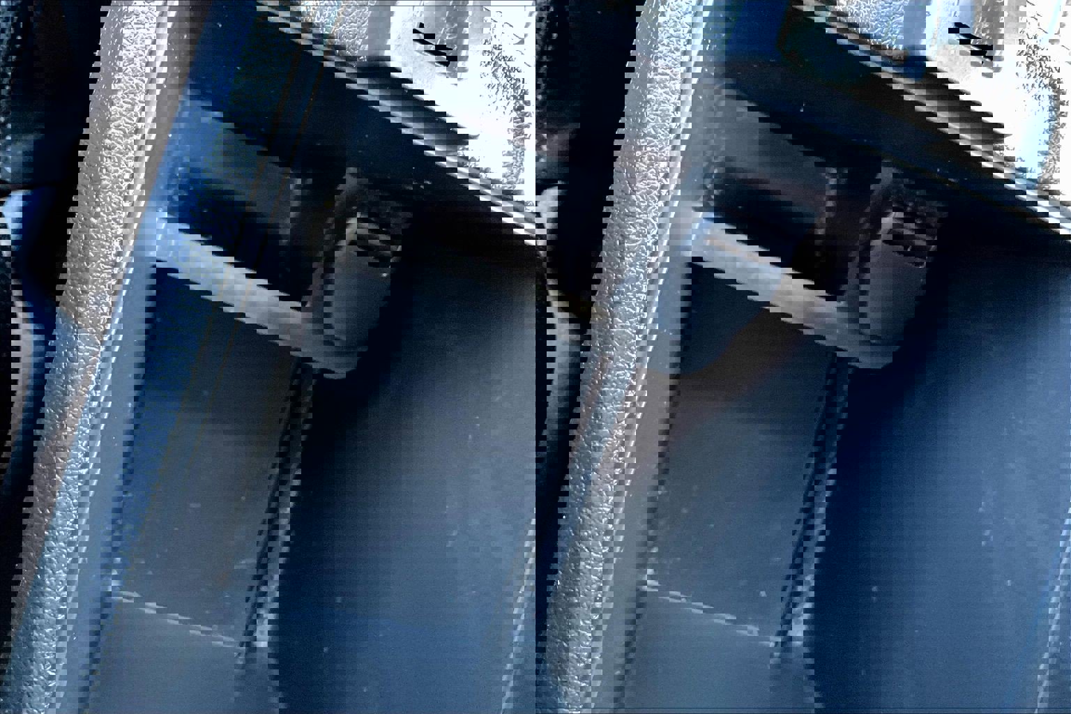 Used 2017 Nissan Rogue S image 30