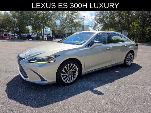 Used 2019 Lexus ES 300h w/ Accessory Package 2 FWD image 7