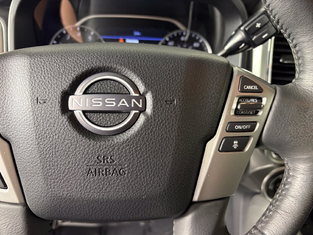 Used 2024 Nissan Titan SV w/ SV Convenience Package AWD/4WD image 22