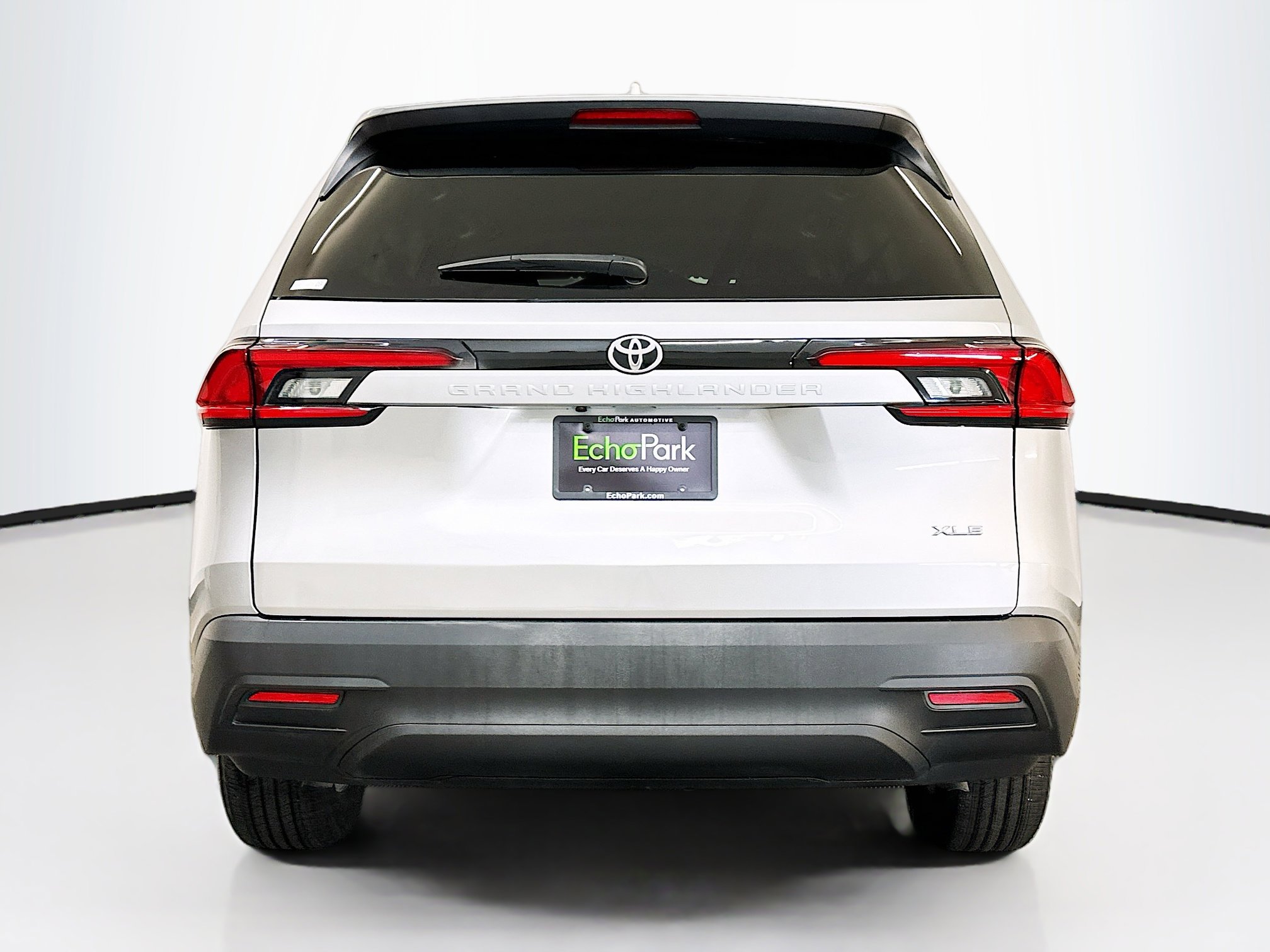 Used 2025 Toyota Grand Highlander XLE image 7