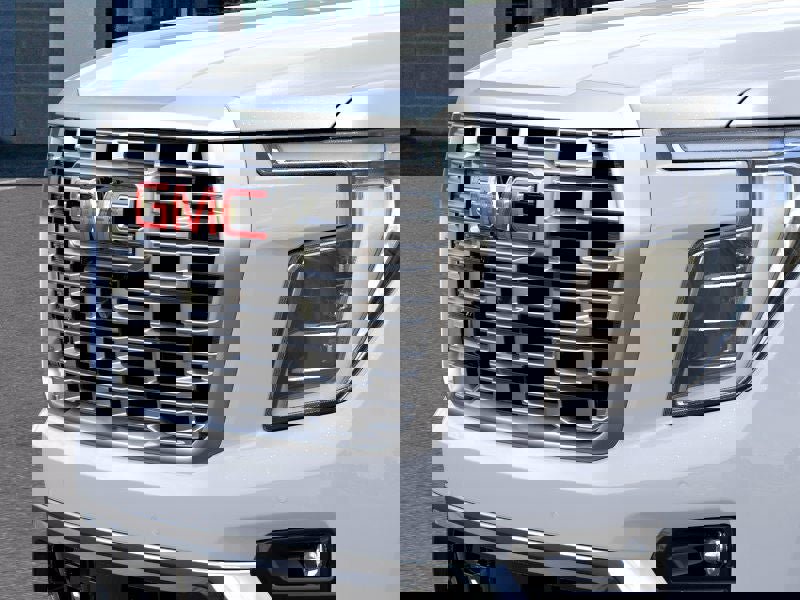 New 2026 GMC Yukon Denali AWD/4WD image 13