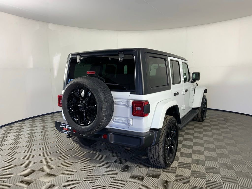 Used 2021 Jeep Wrangler Unlimited Sahara image 3