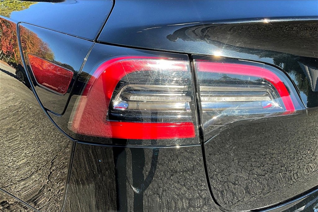 Used 2019 Tesla Model 3 Long Range image 20
