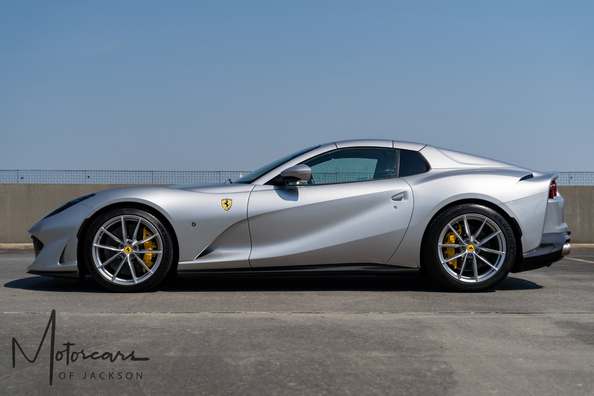 Used 2022 Ferrari 812 GTS image 4