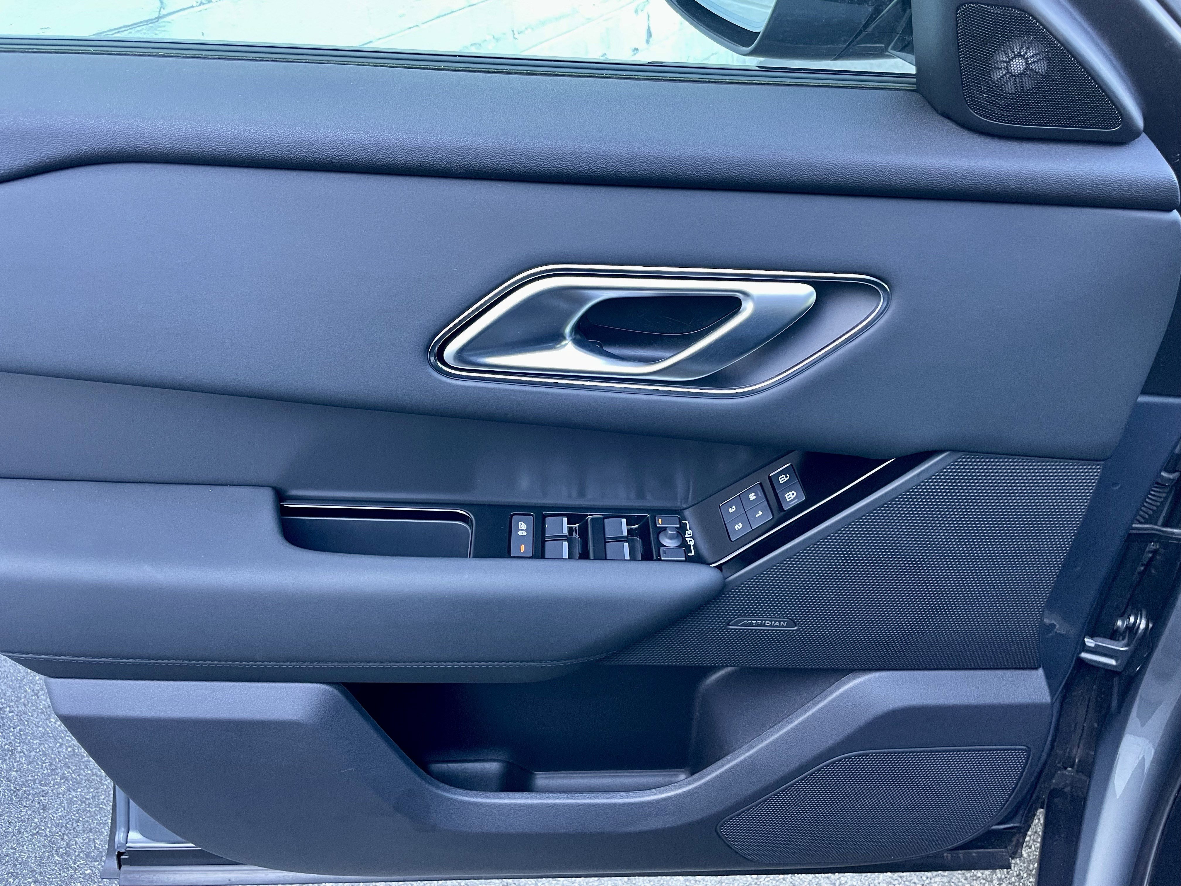 Certified 2026 Land Rover Range Rover Velar S AWD/4WD image 12