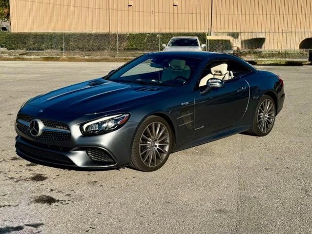 Used 2017 Mercedes-Benz SL 450 image 2