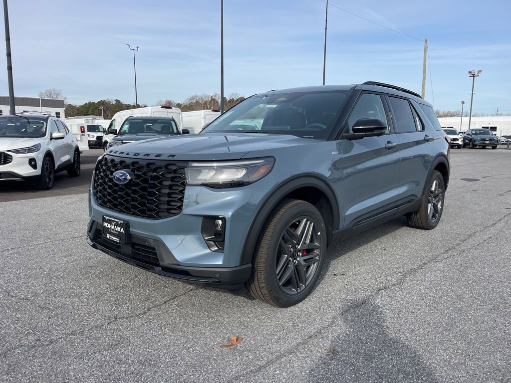New 2026 Ford Explorer ST-Line w/ ST-Line Street Pack image 2