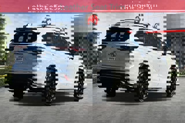 Certified 2025 Toyota Highlander XSE image 5