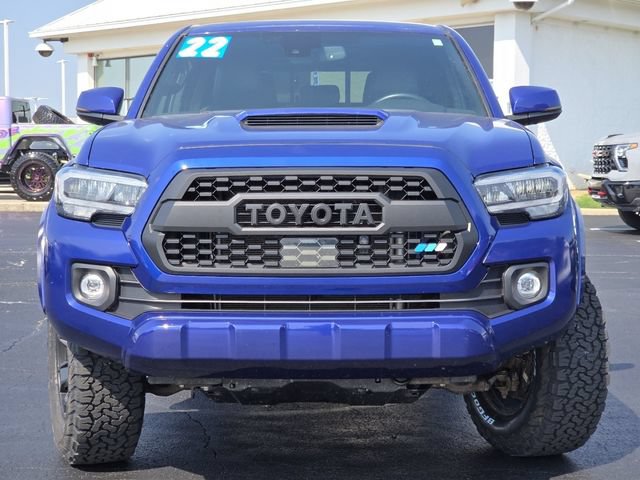 Used 2022 Toyota Tacoma TRD Sport w/ TRD Premium Sport Package AWD/4WD image 14