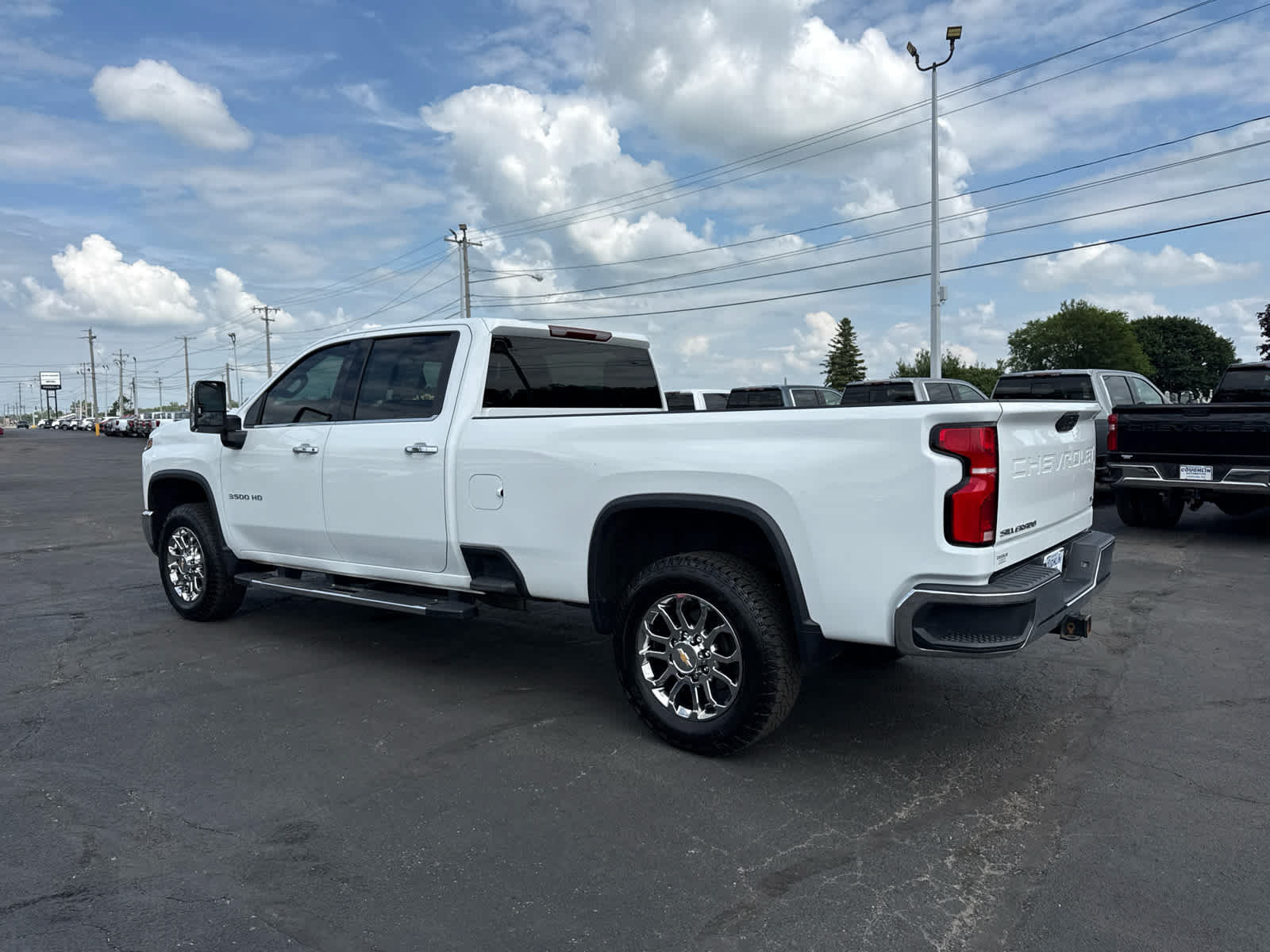 Certified 2025 Chevrolet Silverado 3500 LTZ w/ LTZ Convenience Package AWD/4WD image 3