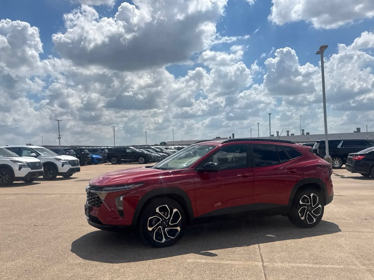 Used 2026 Chevrolet Trax RS w/ Sunroof Package FWD image 13