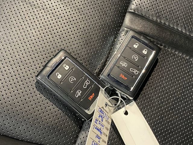 Used 2023 Jeep Wagoneer L Series III w/ Preferred Equipment Group image 33