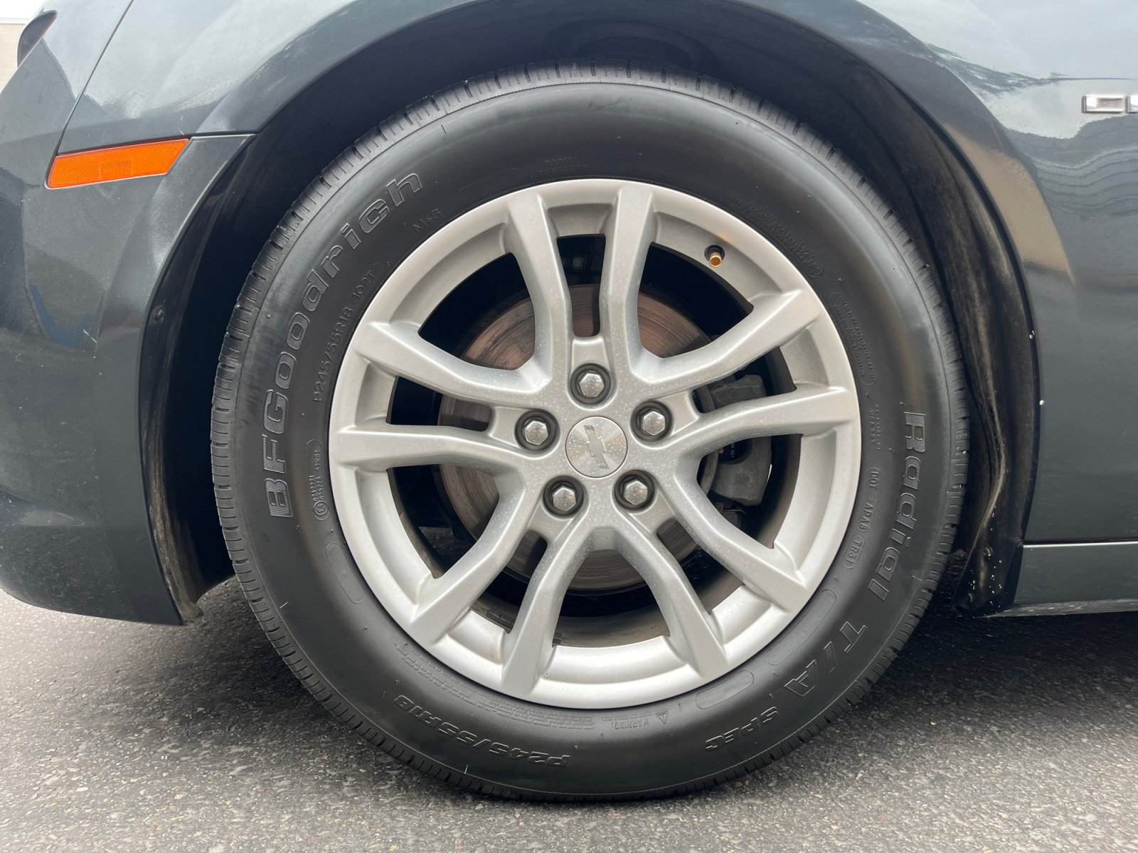 Used 2015 Chevrolet Camaro LS RWD image 29