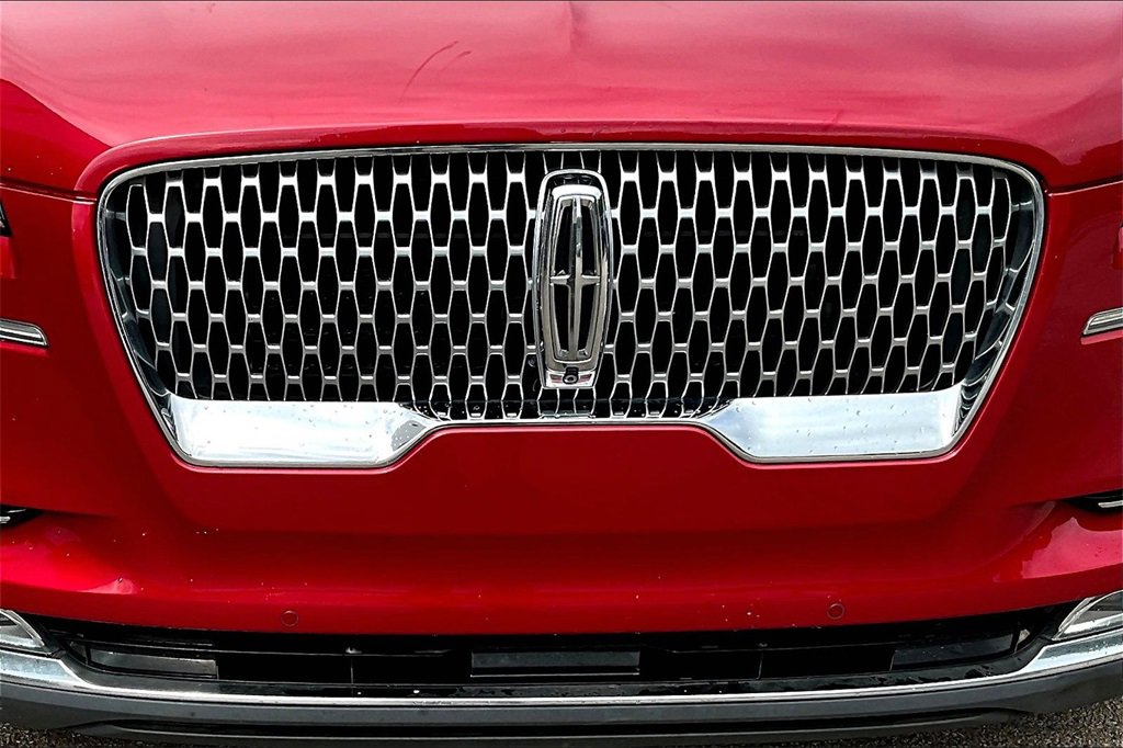 Used 2020 Lincoln Aviator Reserve w/ Equipment Group 202A image 29