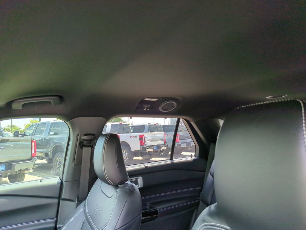 Used 2023 Ford Explorer ST w/ Equipment Group 401A image 21
