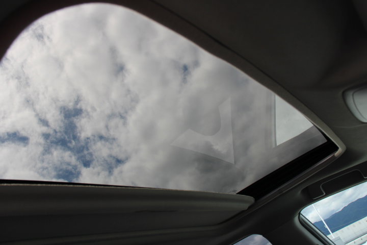 Used 2018 Toyota RAV4 XLE FWD image 19