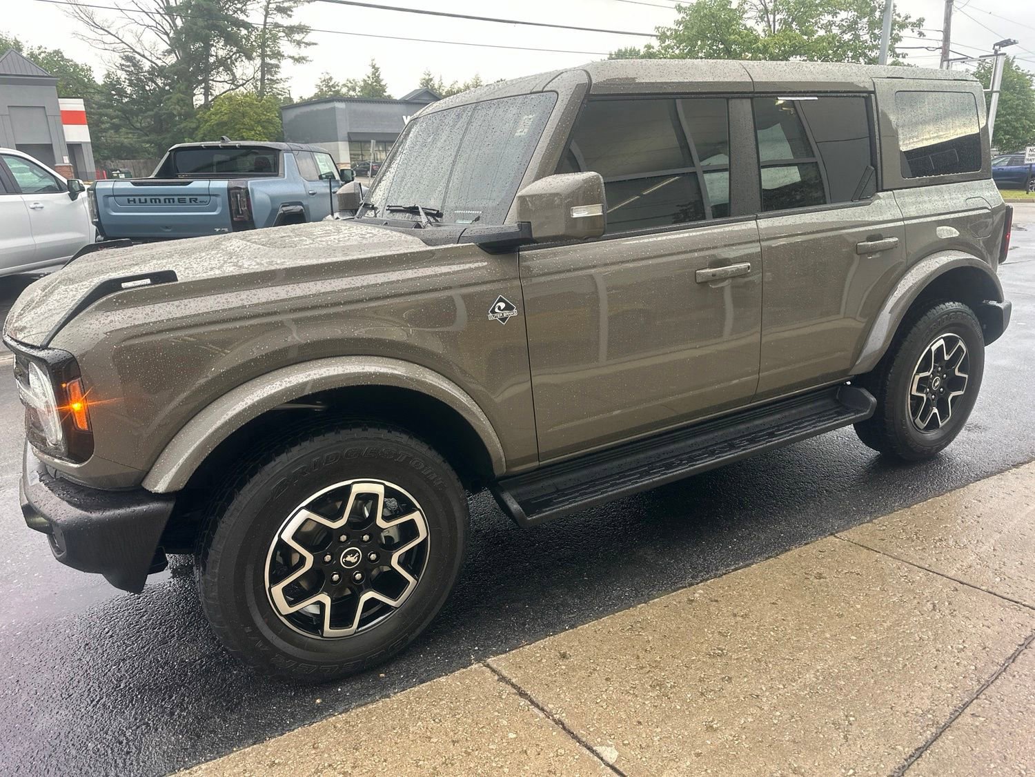 Used 2025 Ford Bronco Outer Banks AWD/4WD image 7