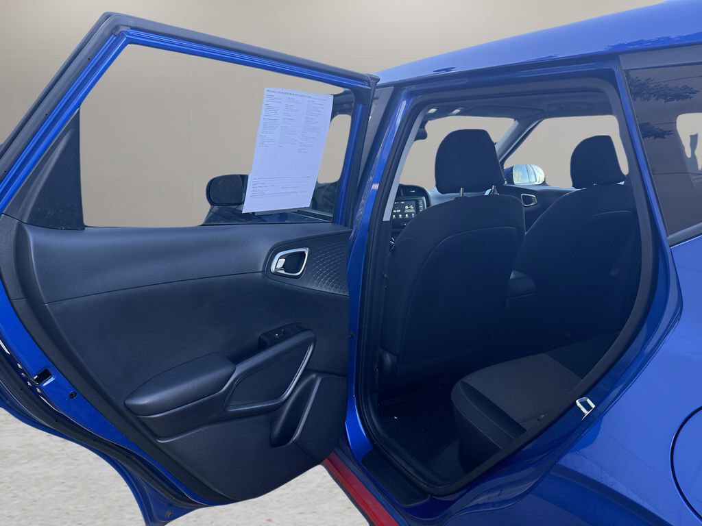 Used 2021 Kia Soul GT-Line image 11