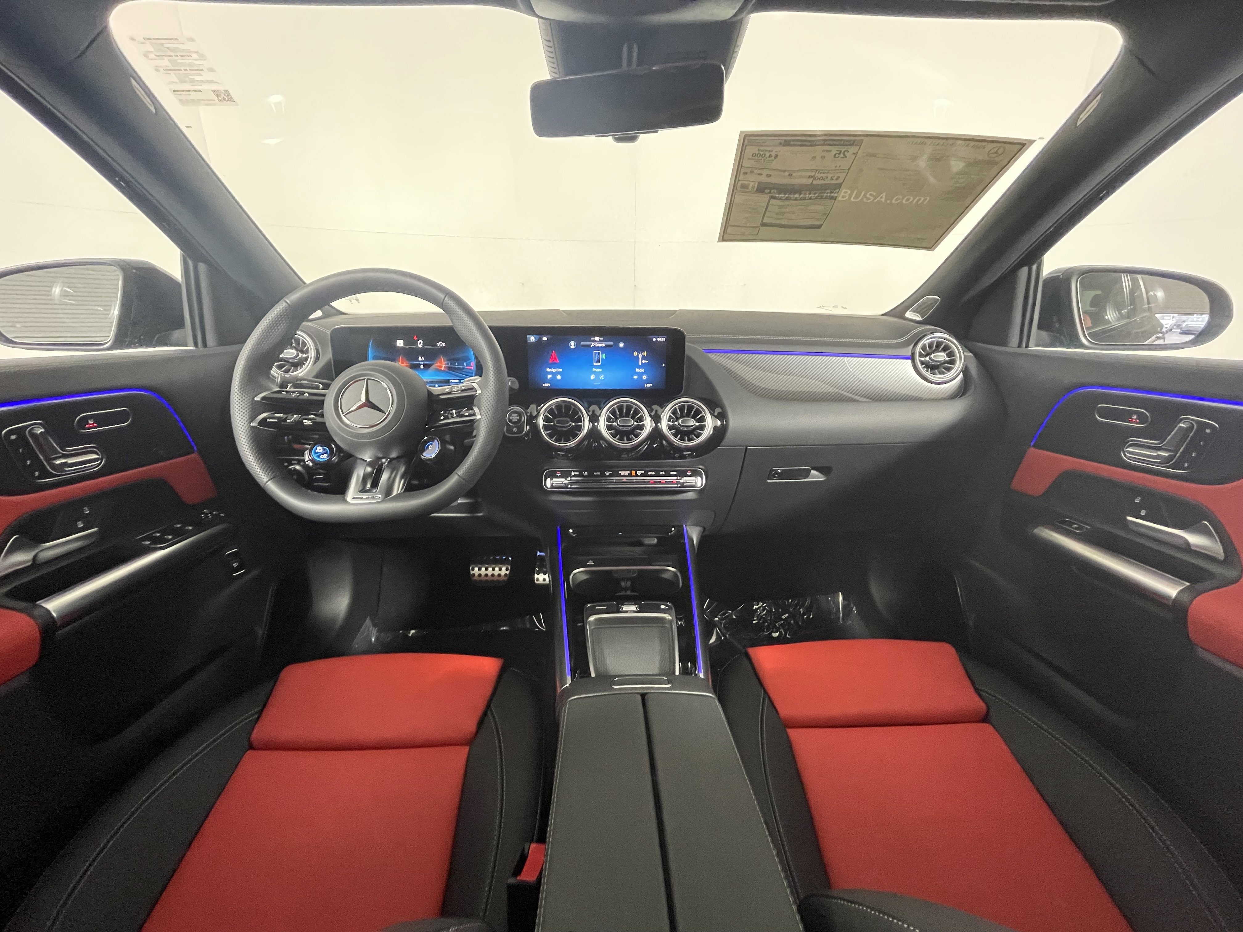 New 2026 Mercedes-Benz GLA 35 AMG 4MATIC image 11