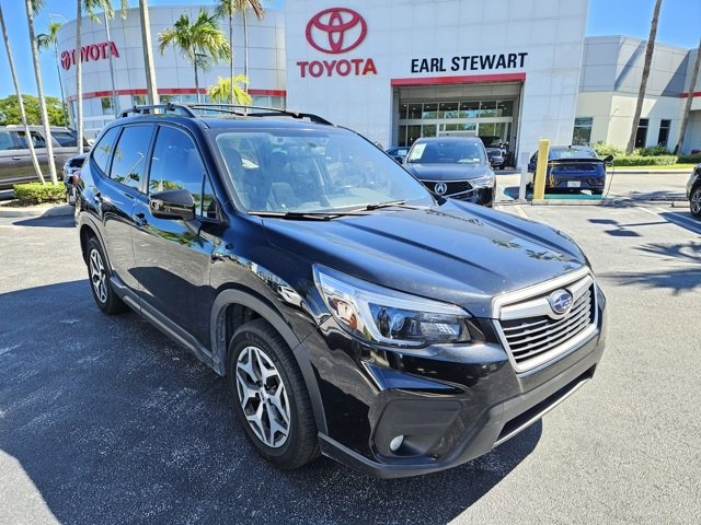 Used 2021 Subaru Forester Premium w/ Popular Package #1