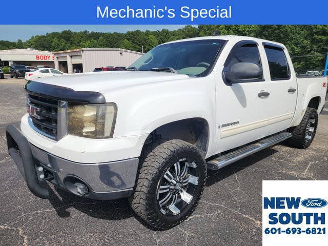 Used 2007 GMC Sierra 1500 SLE w/ SLE2 Preferred Package AWD/4WD image 1