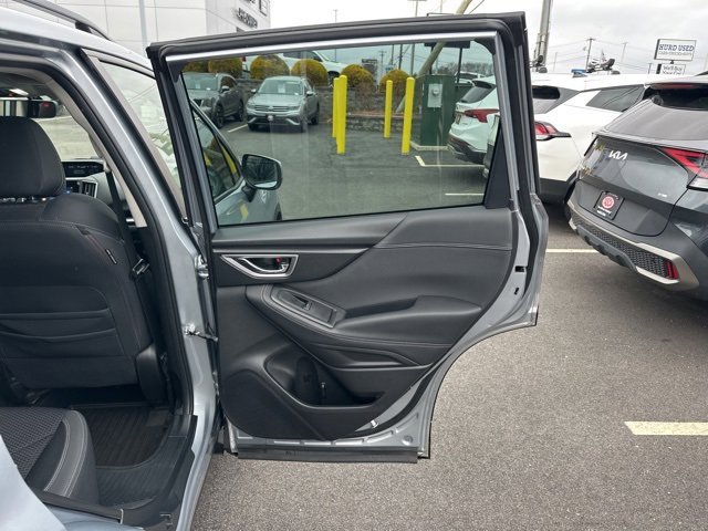 Used 2021 Subaru Forester Premium image 43