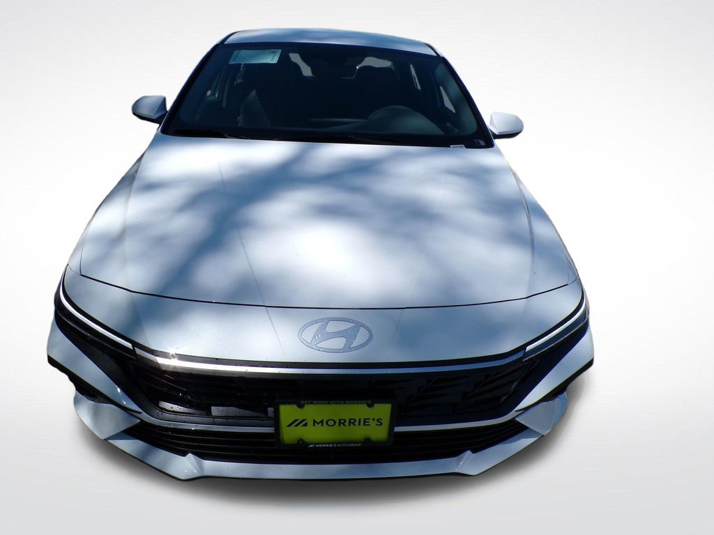 New 2026 Hyundai Elantra Hybrid FWD image 10