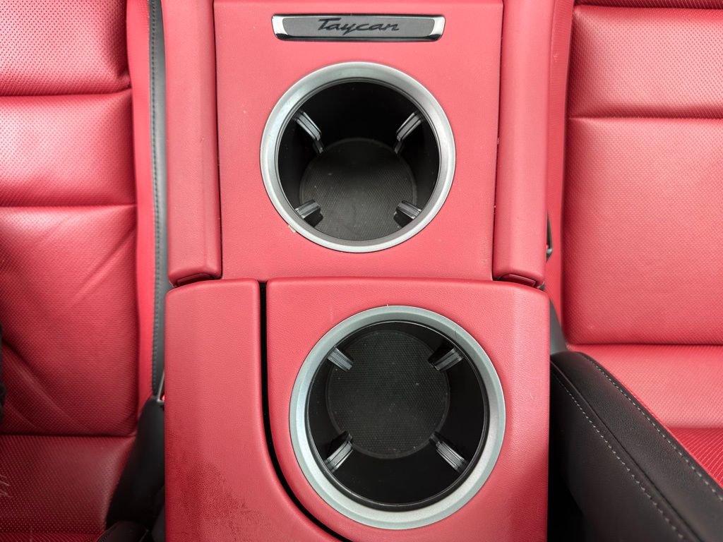 Used 2025 Porsche Taycan image 25