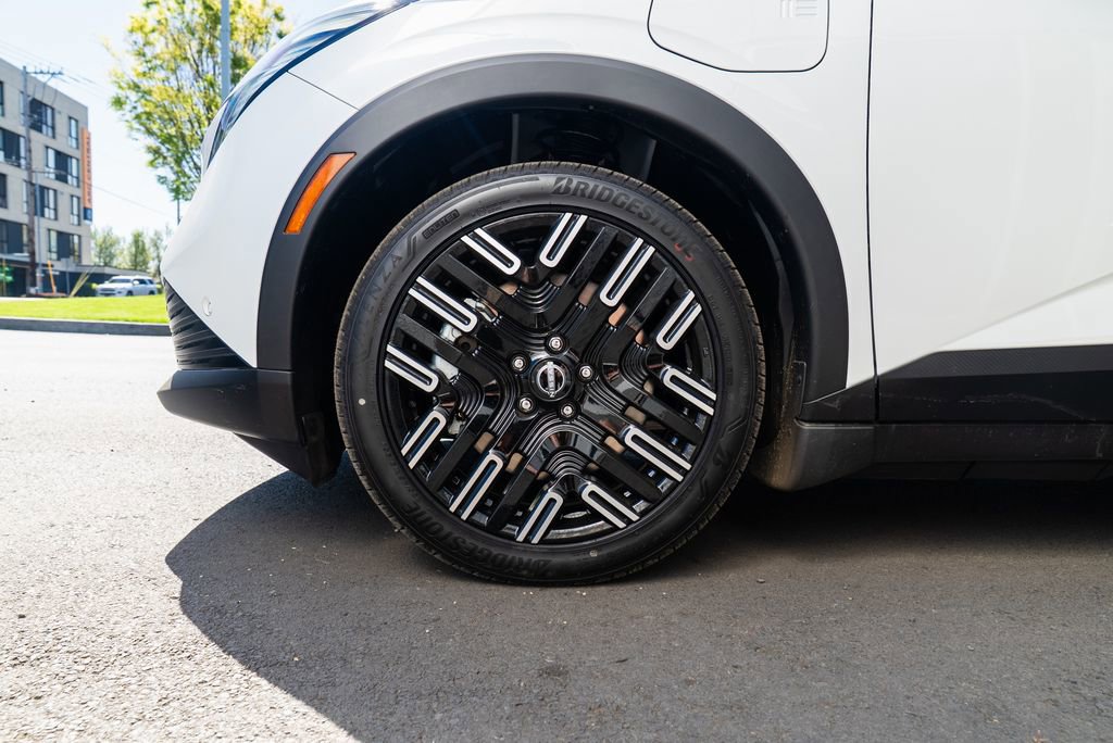 New 2026 Nissan Leaf Platinum+ w/ Cargo Package (Platinum+) image 7