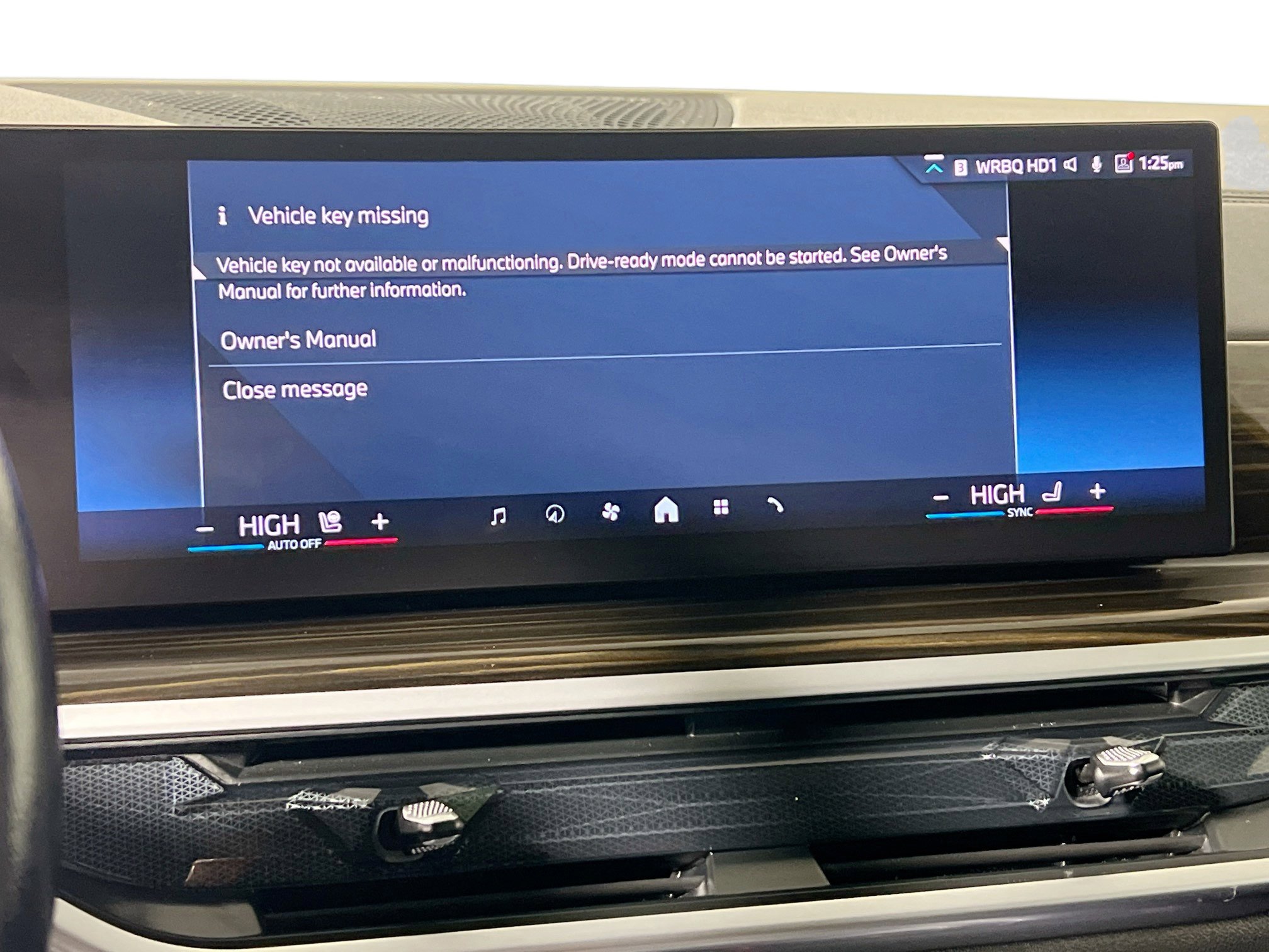 Used 2025 BMW X7 xDrive40i image 28