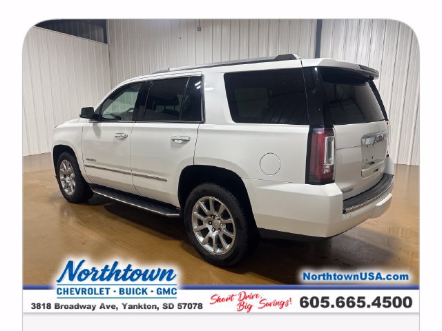 Used 2017 GMC Yukon Denali w/ Open Road Package AWD/4WD image 3