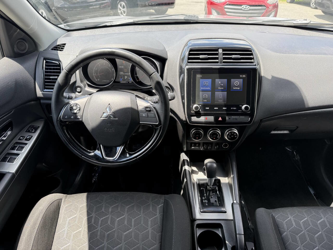 Used 2020 Mitsubishi Outlander Sport SE image 16