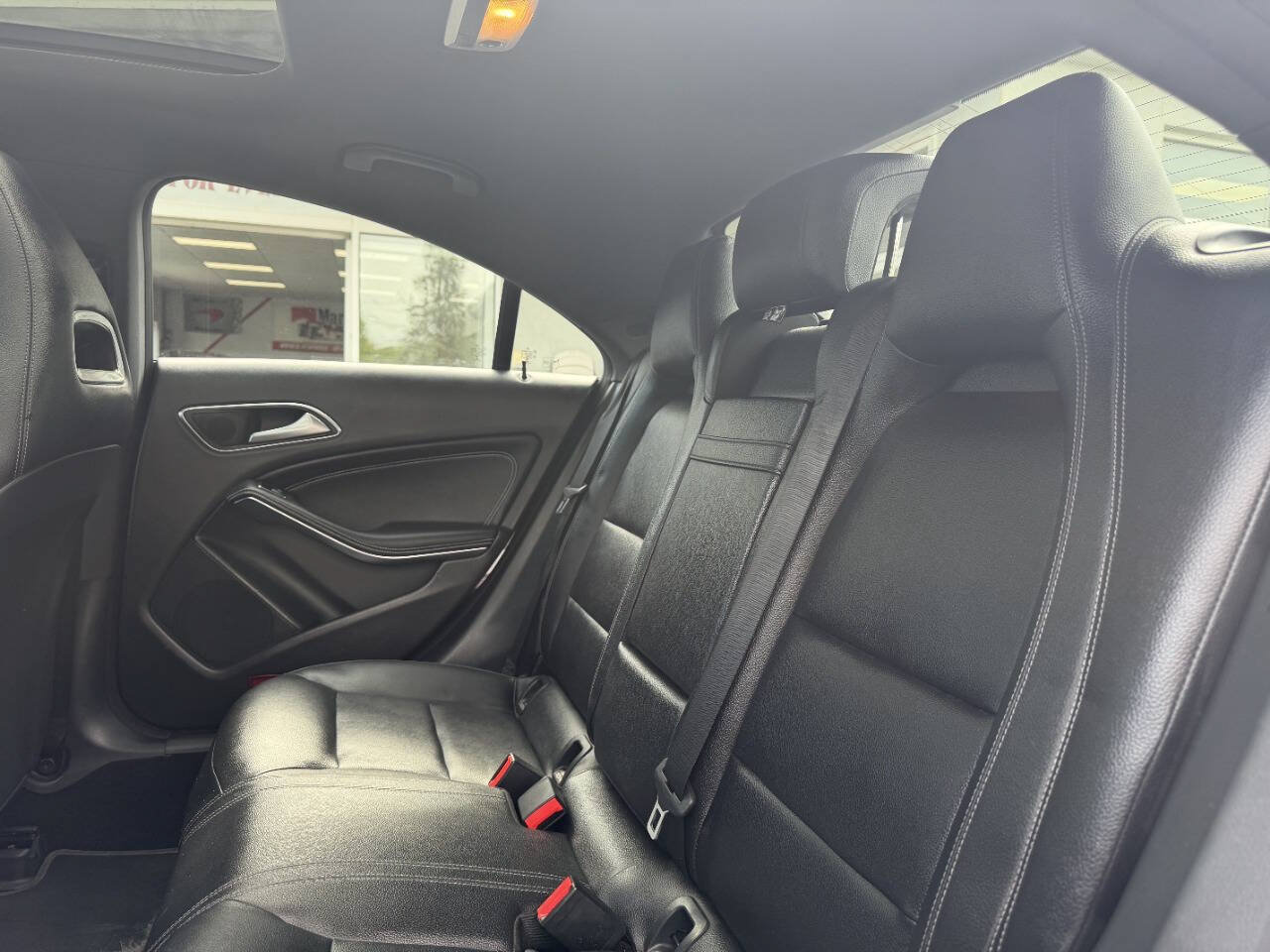 Used 2018 Mercedes-Benz CLA 250 4MATIC image 20