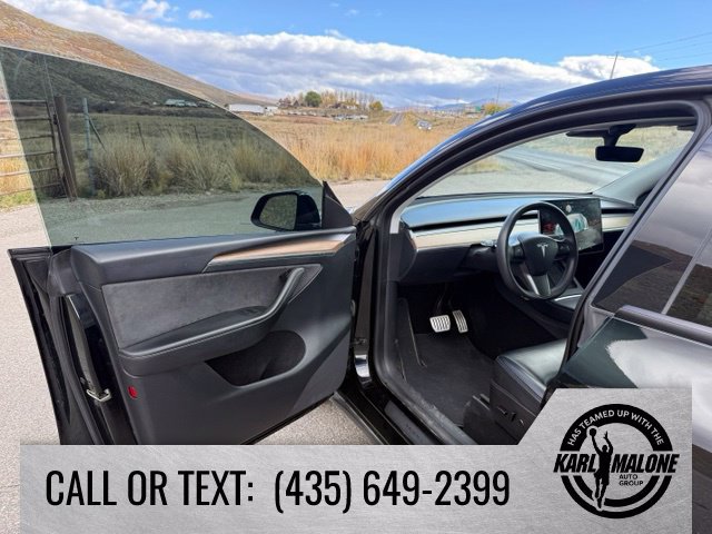 Used 2023 Tesla Model Y Performance AWD/4WD image 10