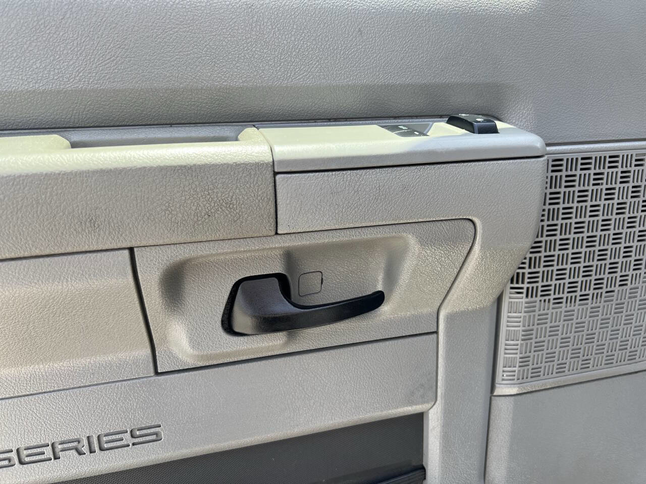 Used 2013 Ford E-350 and Econoline 350 Super Duty w/ Commercial Cargo Van Pkg image 9