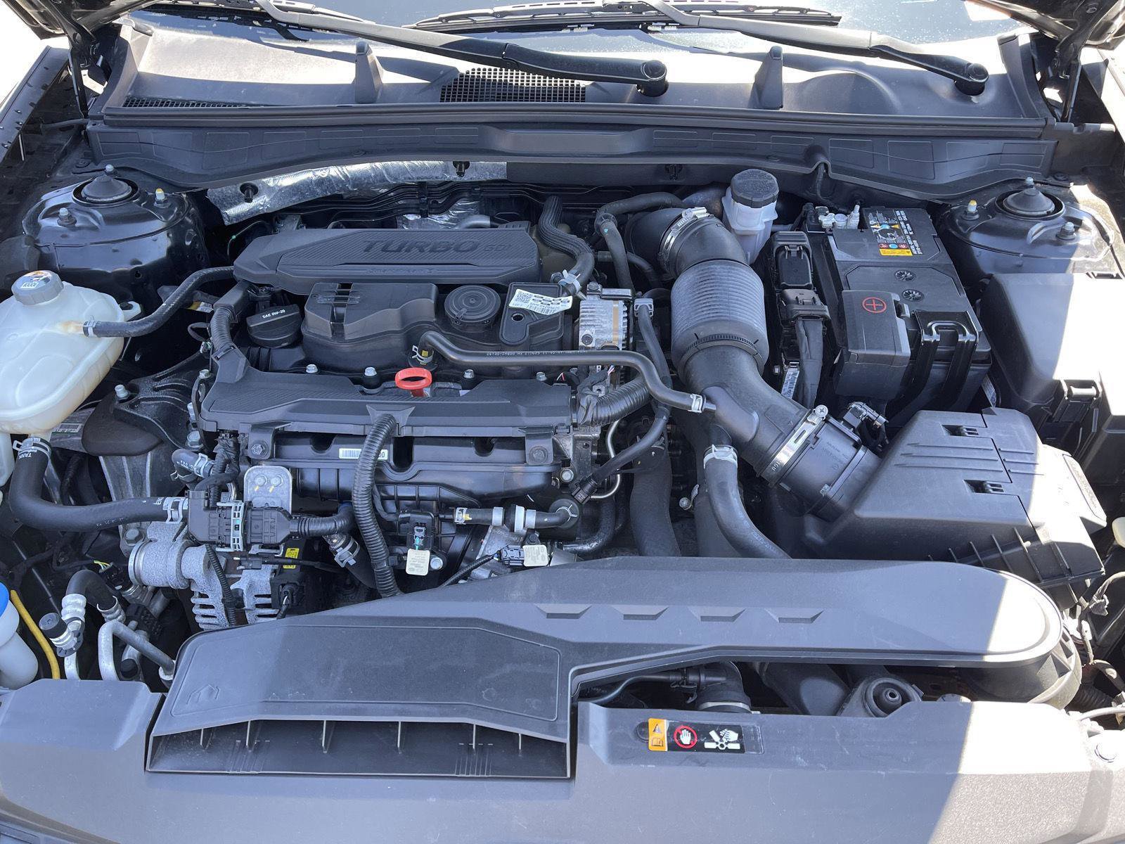 Used 2022 Hyundai Sonata Limited w/ Cargo Package FWD image 27