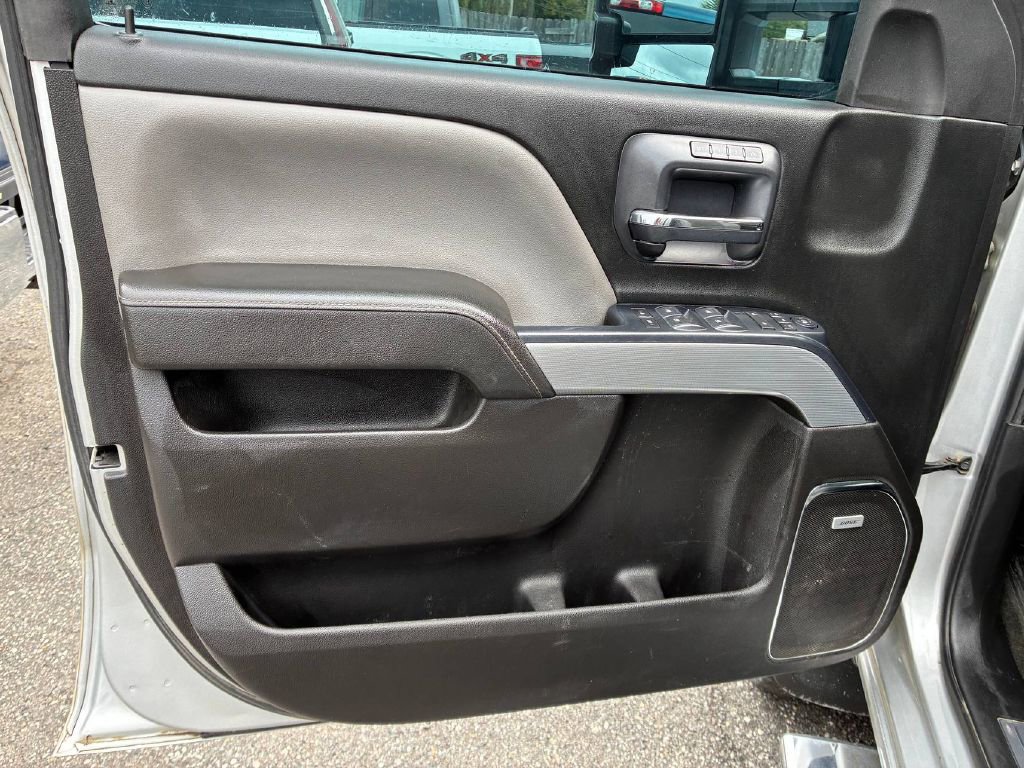 Used 2018 Chevrolet Silverado 2500 LTZ w/ Duramax Plus Package AWD/4WD image 10