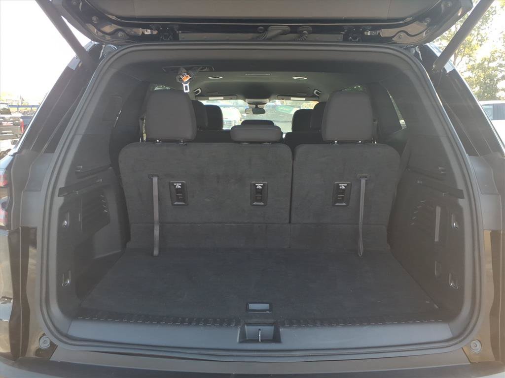 Used 2025 GMC Acadia Elevation FWD image 5