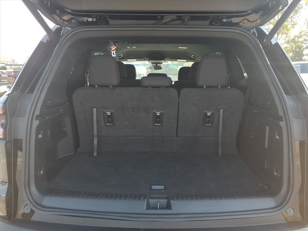 Used 2025 GMC Acadia Elevation image 5