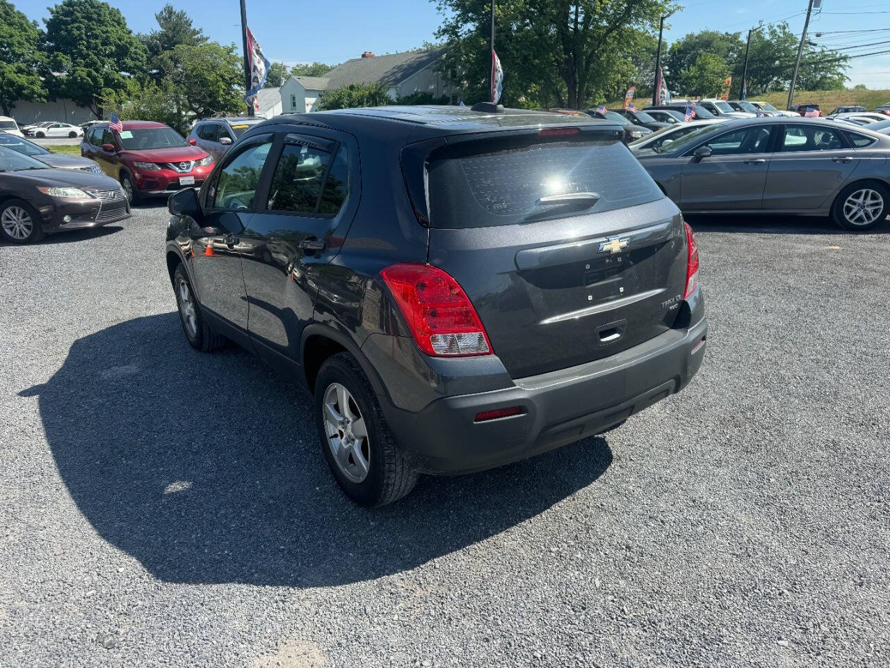 Used 2016 Chevrolet Trax LS AWD/4WD image 10