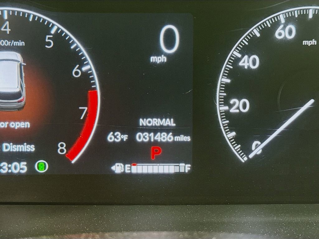 Used 2023 Honda Pilot LX image 13