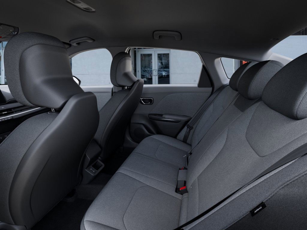New 2025 Kia K4 LX image 18