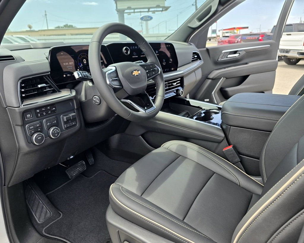 New 2025 Chevrolet Tahoe Premier w/ Sun And Tow Package image 17