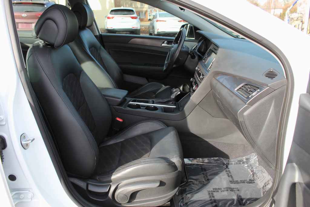 Used 2017 Hyundai Sonata Sport w/ Value Edition Package 02 image 31