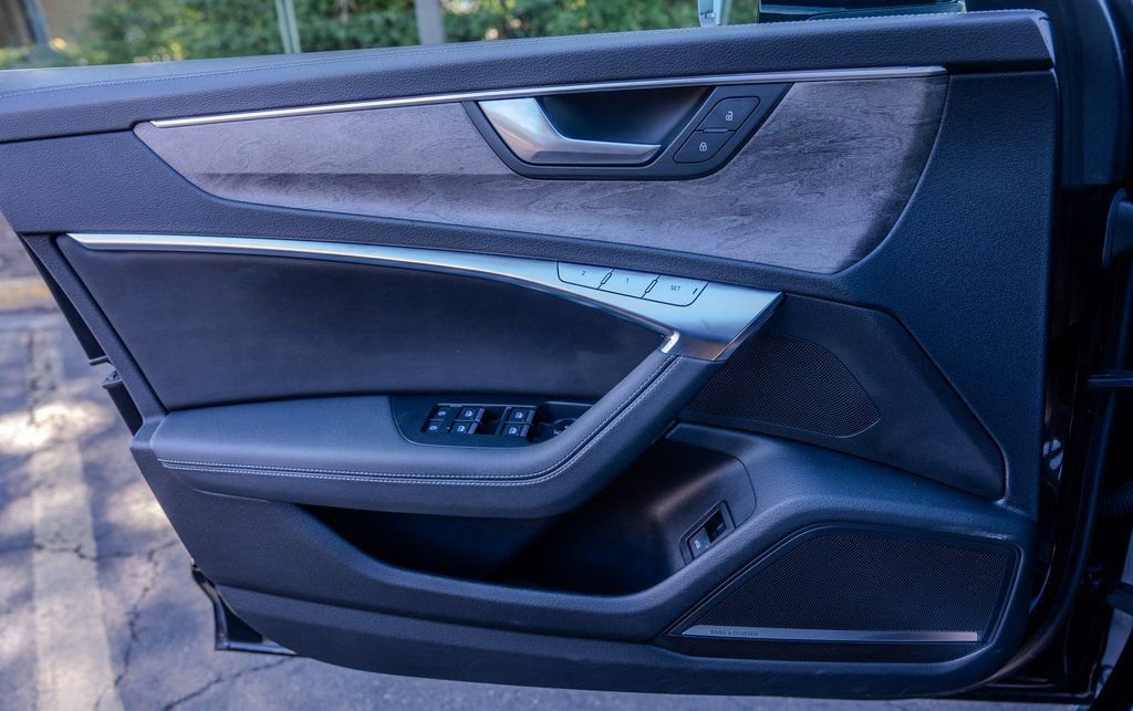 Used 2024 Audi A6 Premium Plus image 15