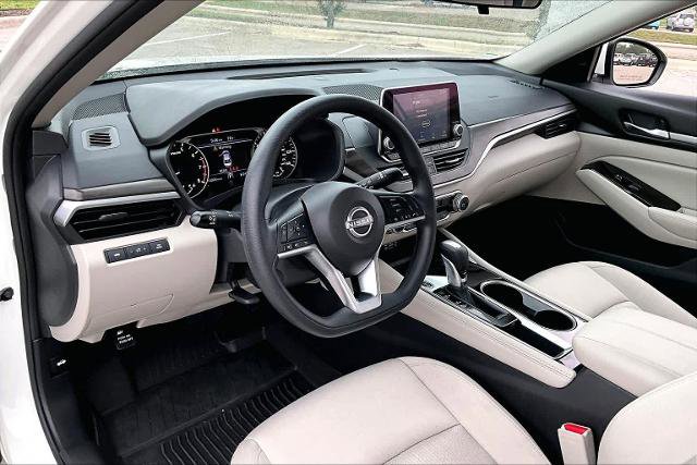 Certified 2023 Nissan Altima 2.5 SV FWD image 18