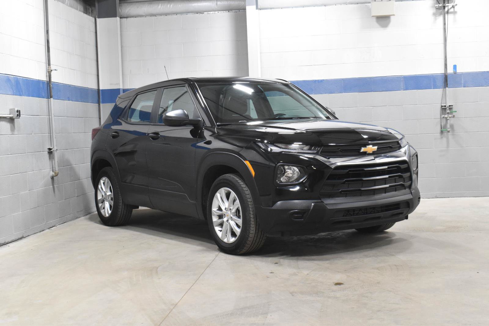Used 2023 Chevrolet TrailBlazer LS FWD image 30