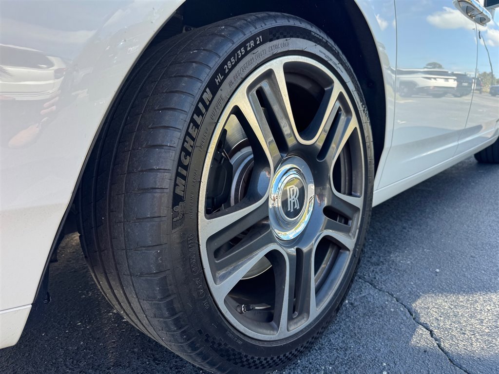 Used 2017 Rolls-Royce Ghost image 9