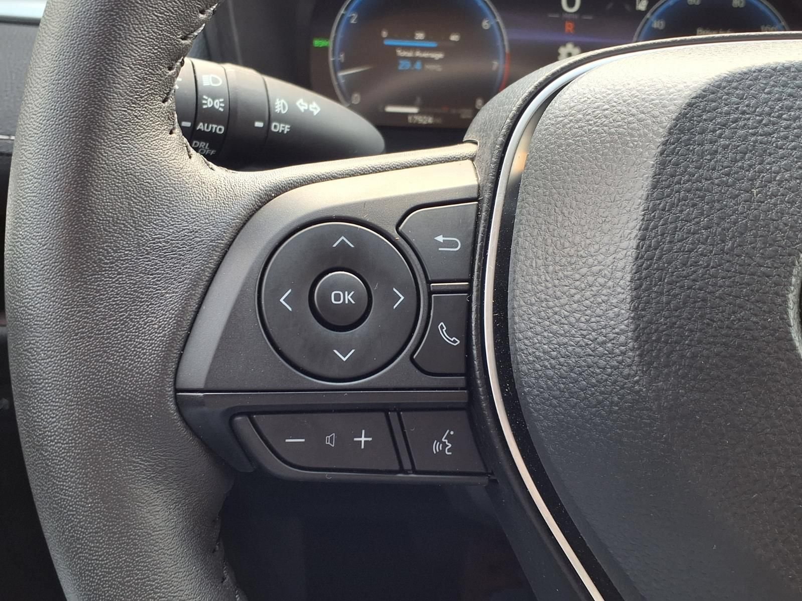 Certified 2025 Toyota RAV4 Limited FWD image 21